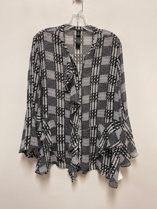 Top Long Sleeve By Chicos In Black & White, Size: Xl