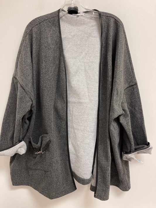 Sweater By Clothes Mentor In Grey, Size: M