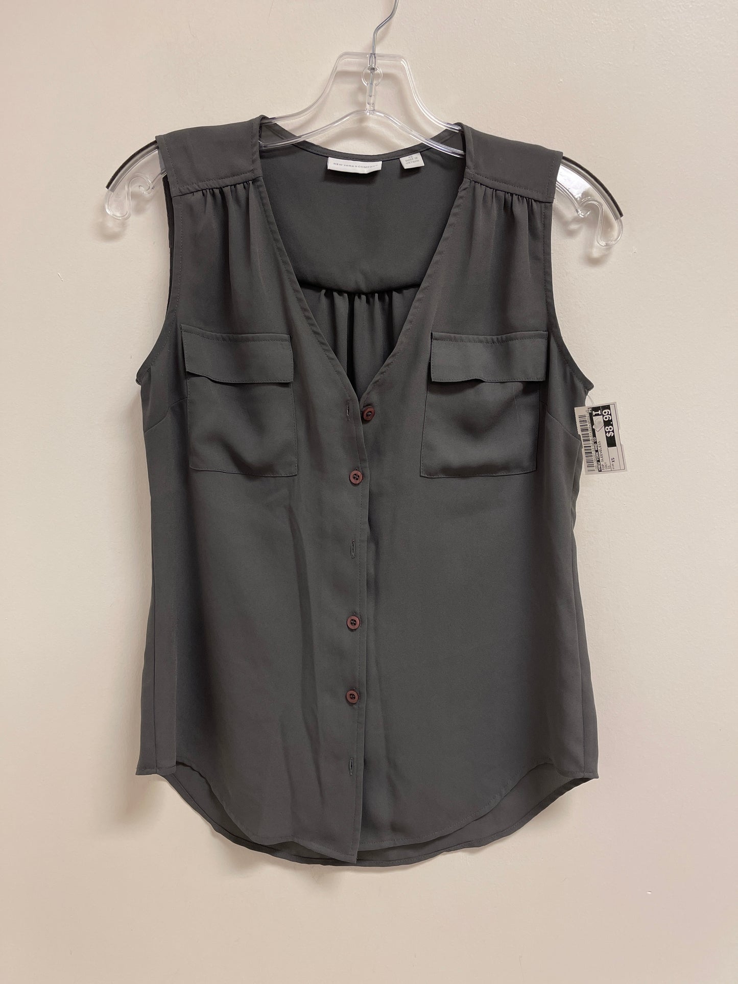 Top Sleeveless By New York And Co In Grey, Size: Xs