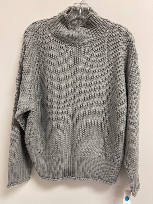 Sweater By Clothes Mentor In Grey, Size: S