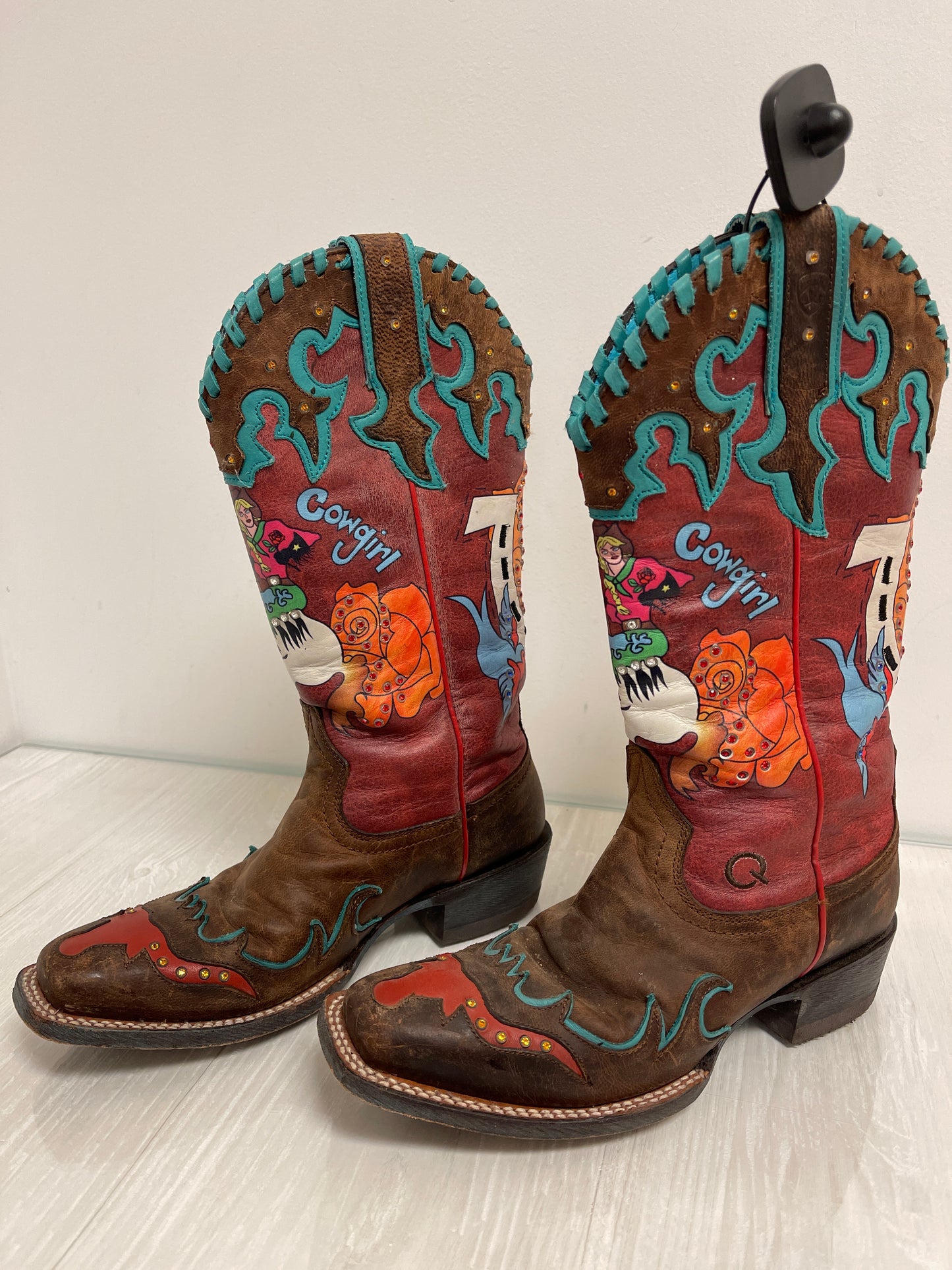 Boots Western By Ariat In Multi-colored, Size: 6