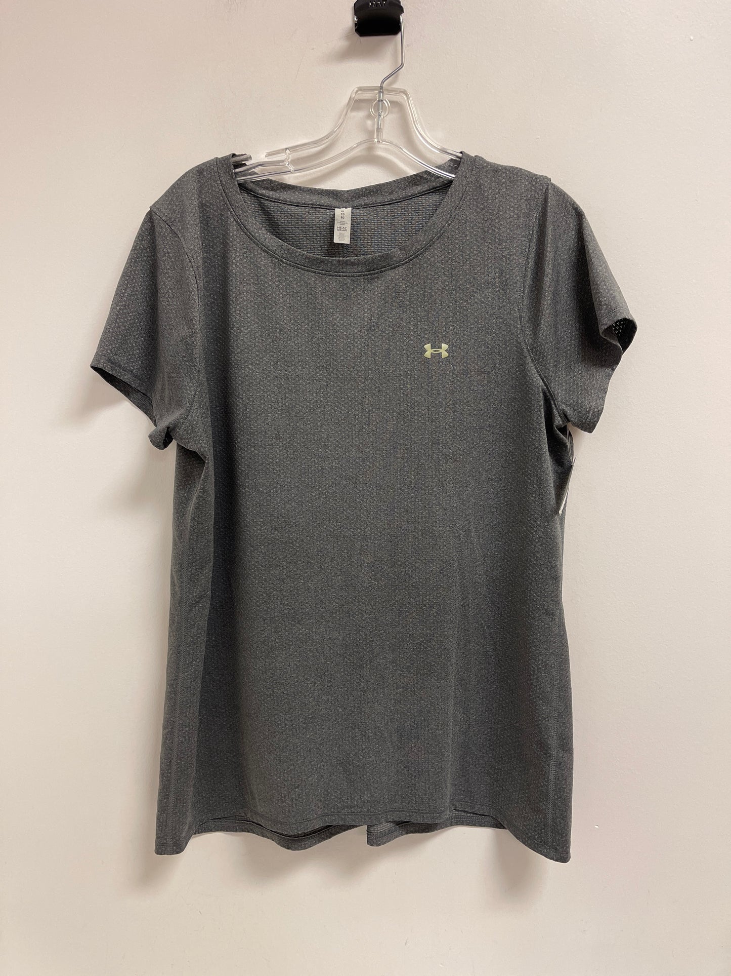 Athletic Top Short Sleeve By Under Armour In Grey, Size: Xl