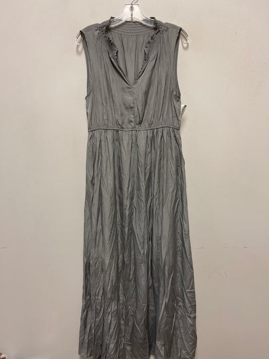 Dress Casual Maxi By Clothes Mentor In Grey, Size: 2x