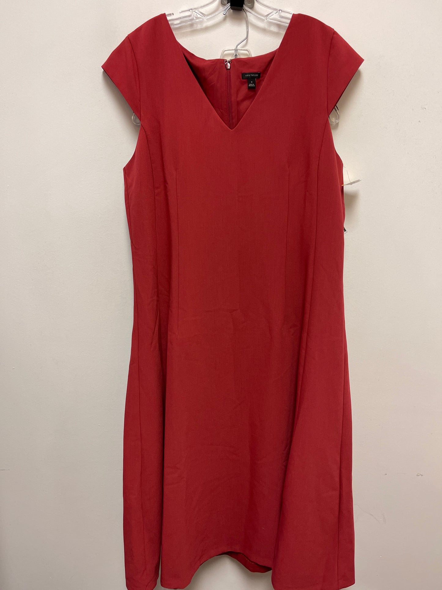 Dress Casual Midi By Ann Taylor In Red, Size: 1x