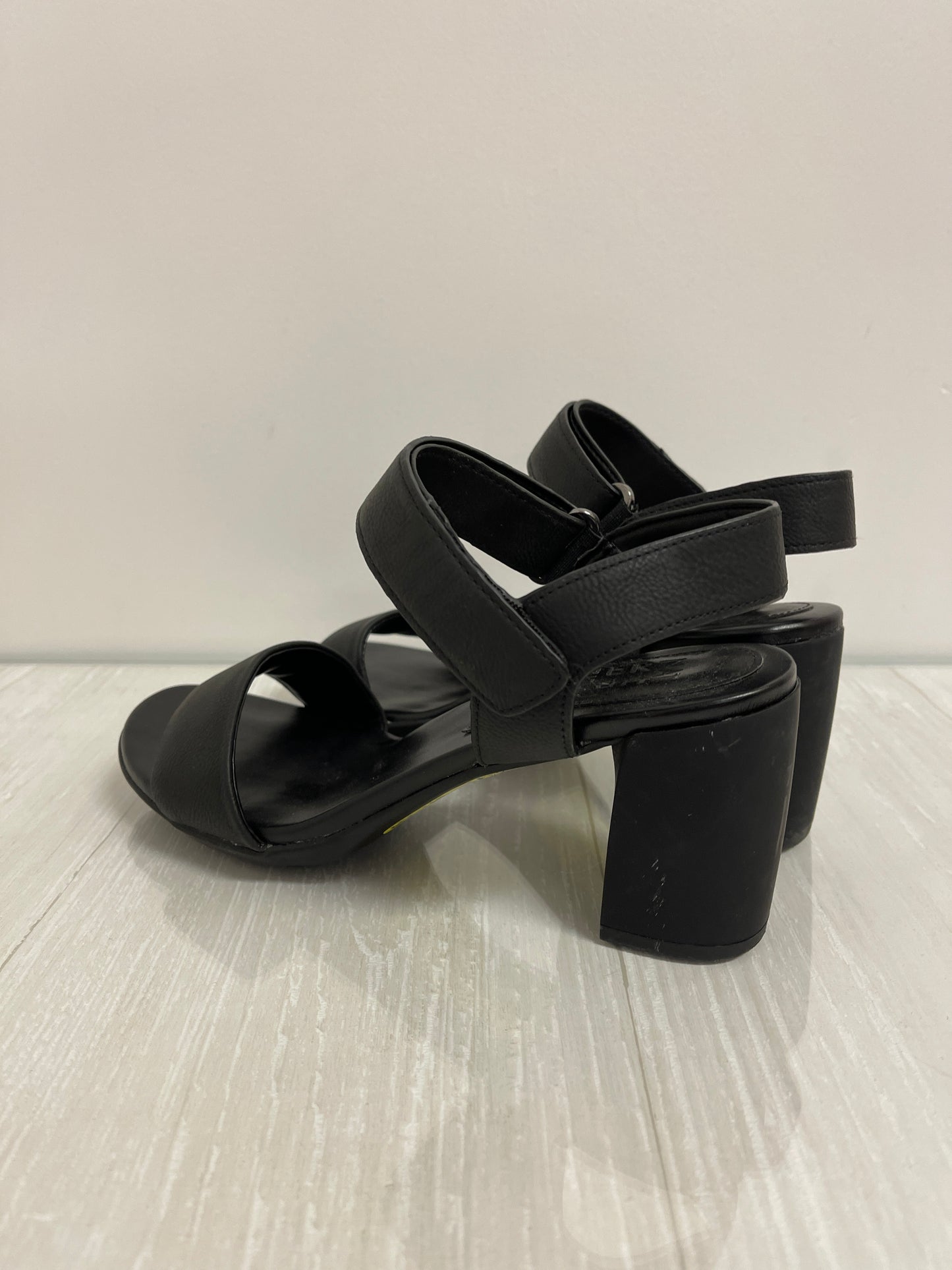 Sandals Heels Block By Naturalizer In Black, Size: 9