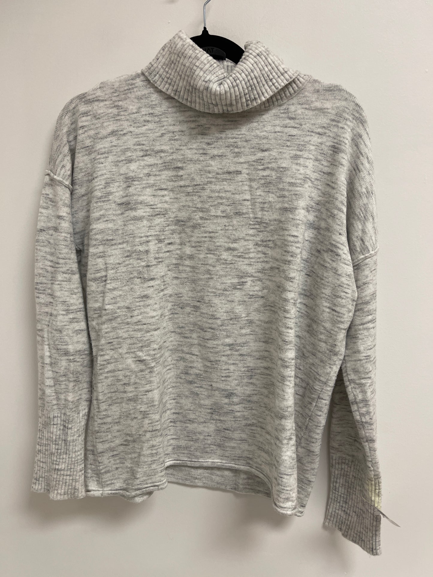 Sweater By Rd Style In Grey, Size: Xl