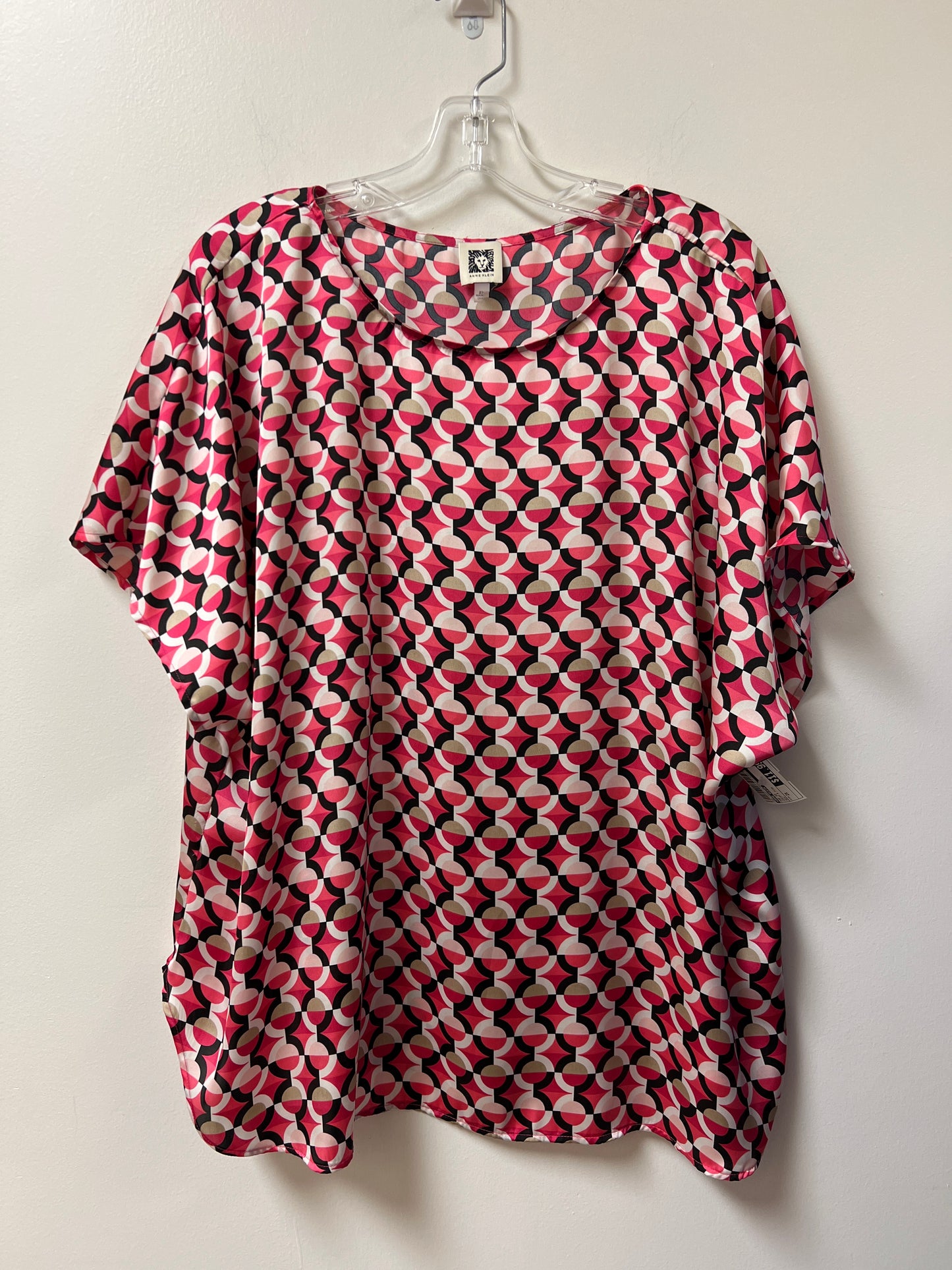 Top Short Sleeve By Anne Klein In Cream & Pink, Size: 2x