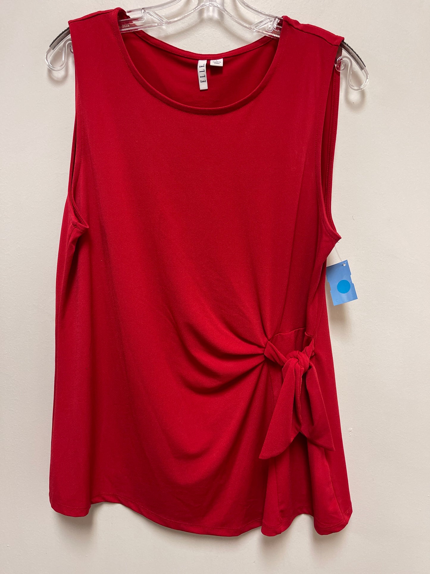 Top Sleeveless By Elle In Red, Size: L