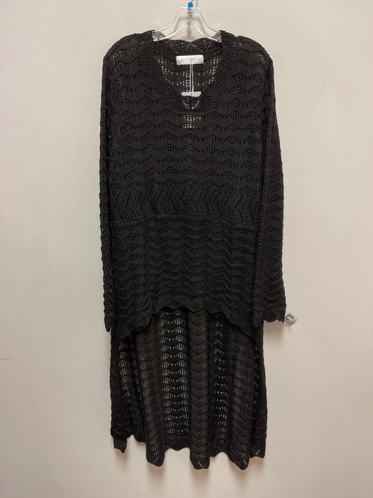 Top Long Sleeve By Clothes Mentor In Black, Size: L