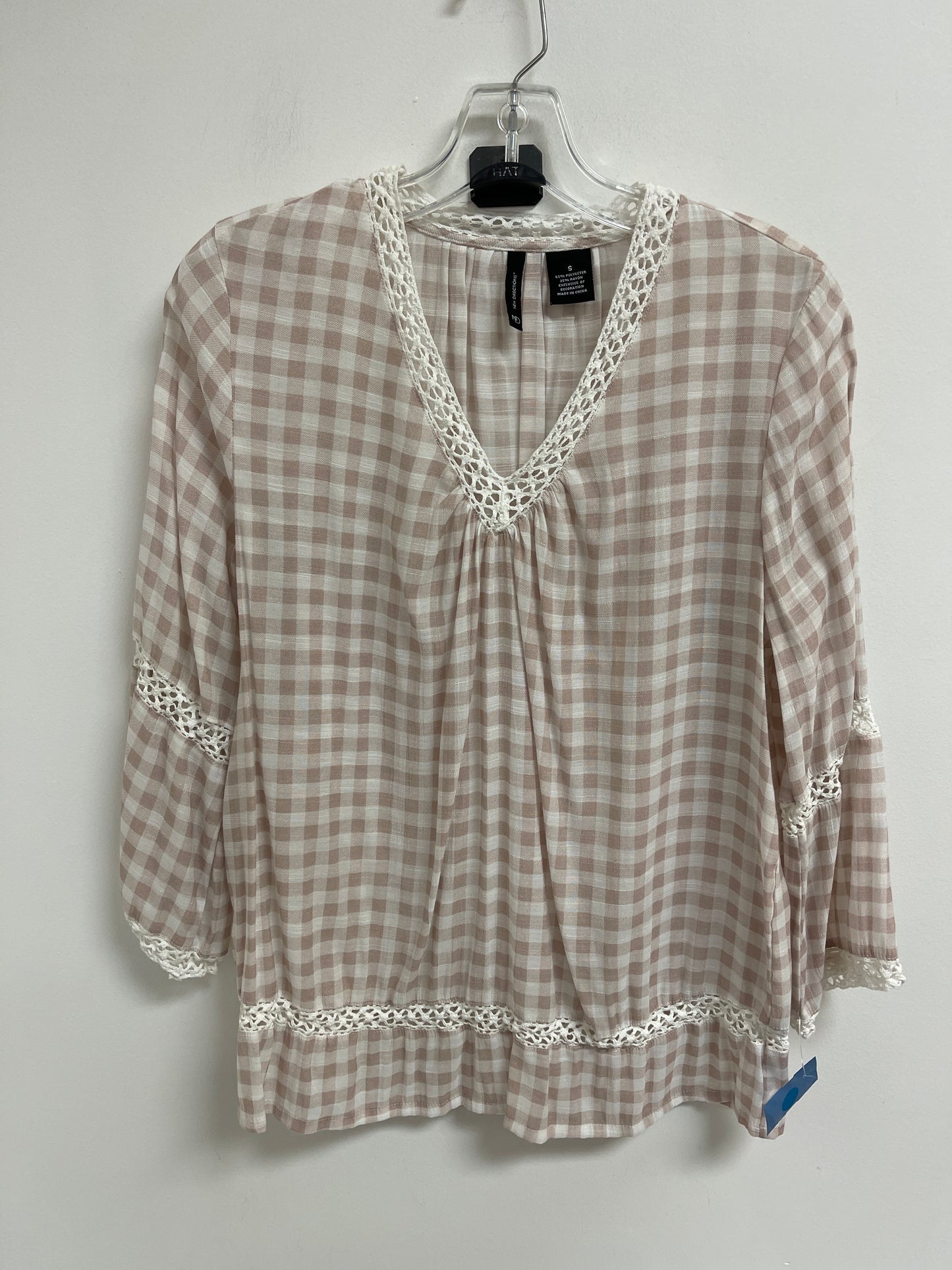 Top Long Sleeve By New Directions In Cream, Size: S