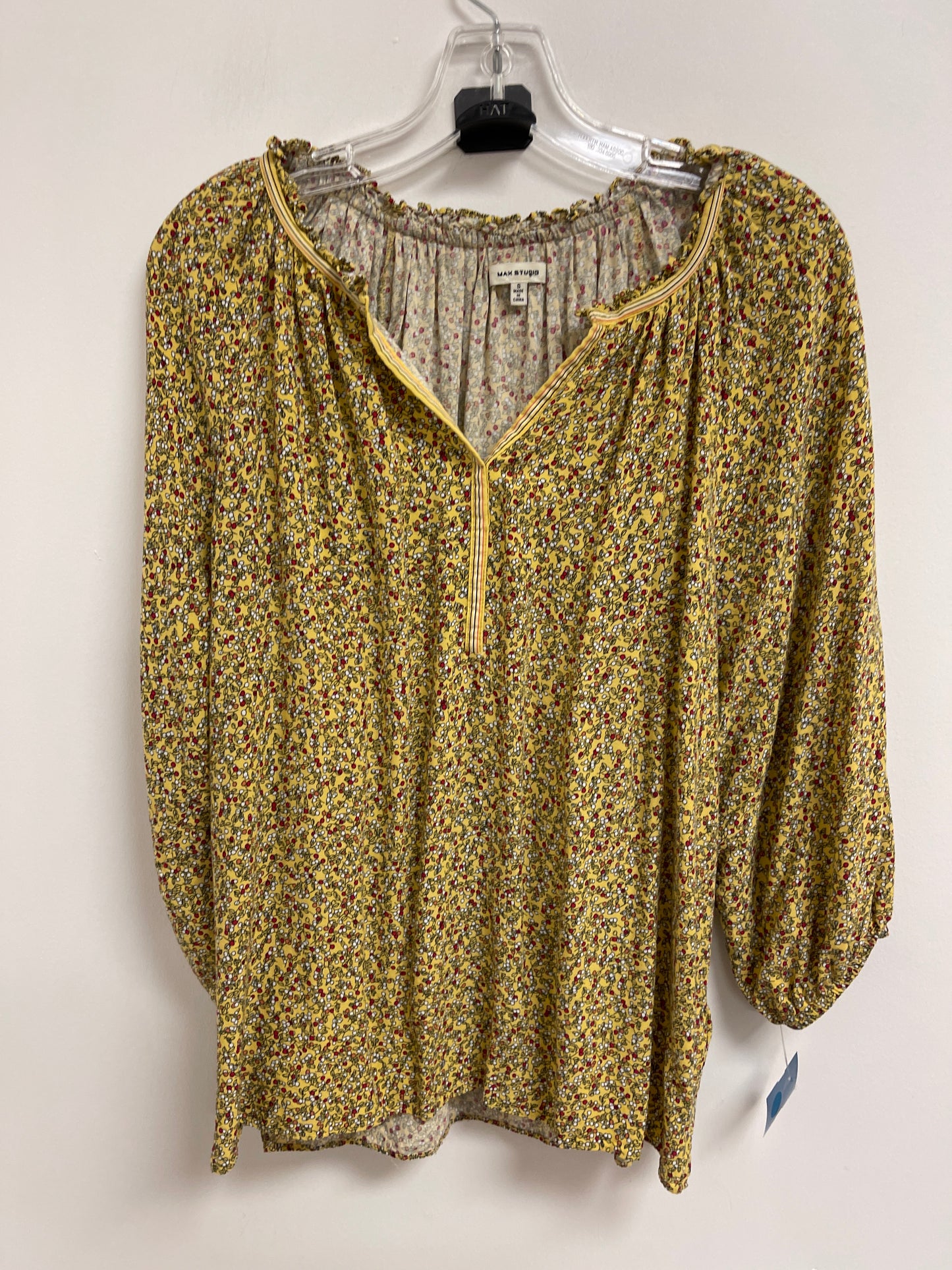 Top Long Sleeve By Max Studio In Yellow, Size: S