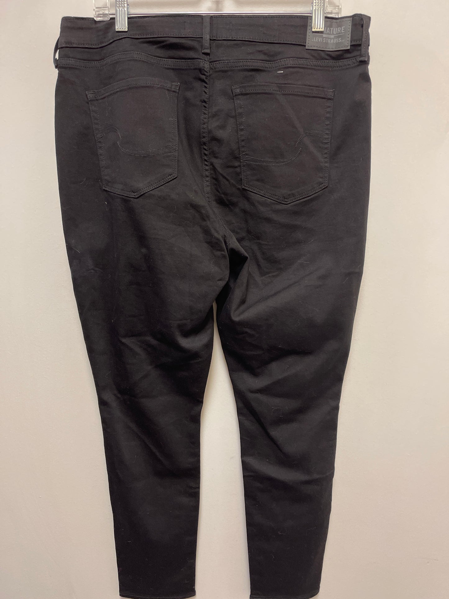 Jeans Skinny By Levis In Black Denim, Size: 18