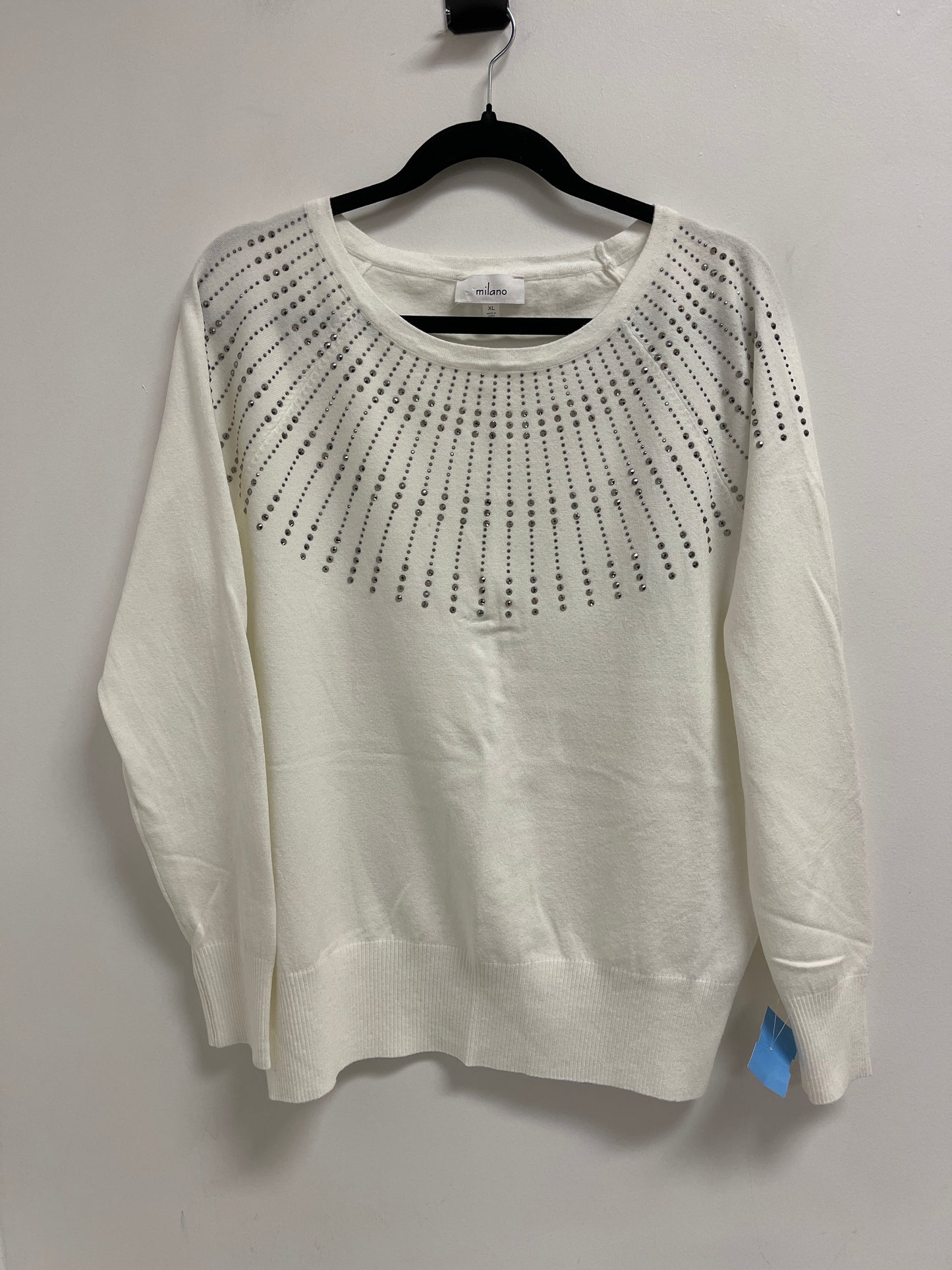 Sweater By Milano In White, Size: Xl