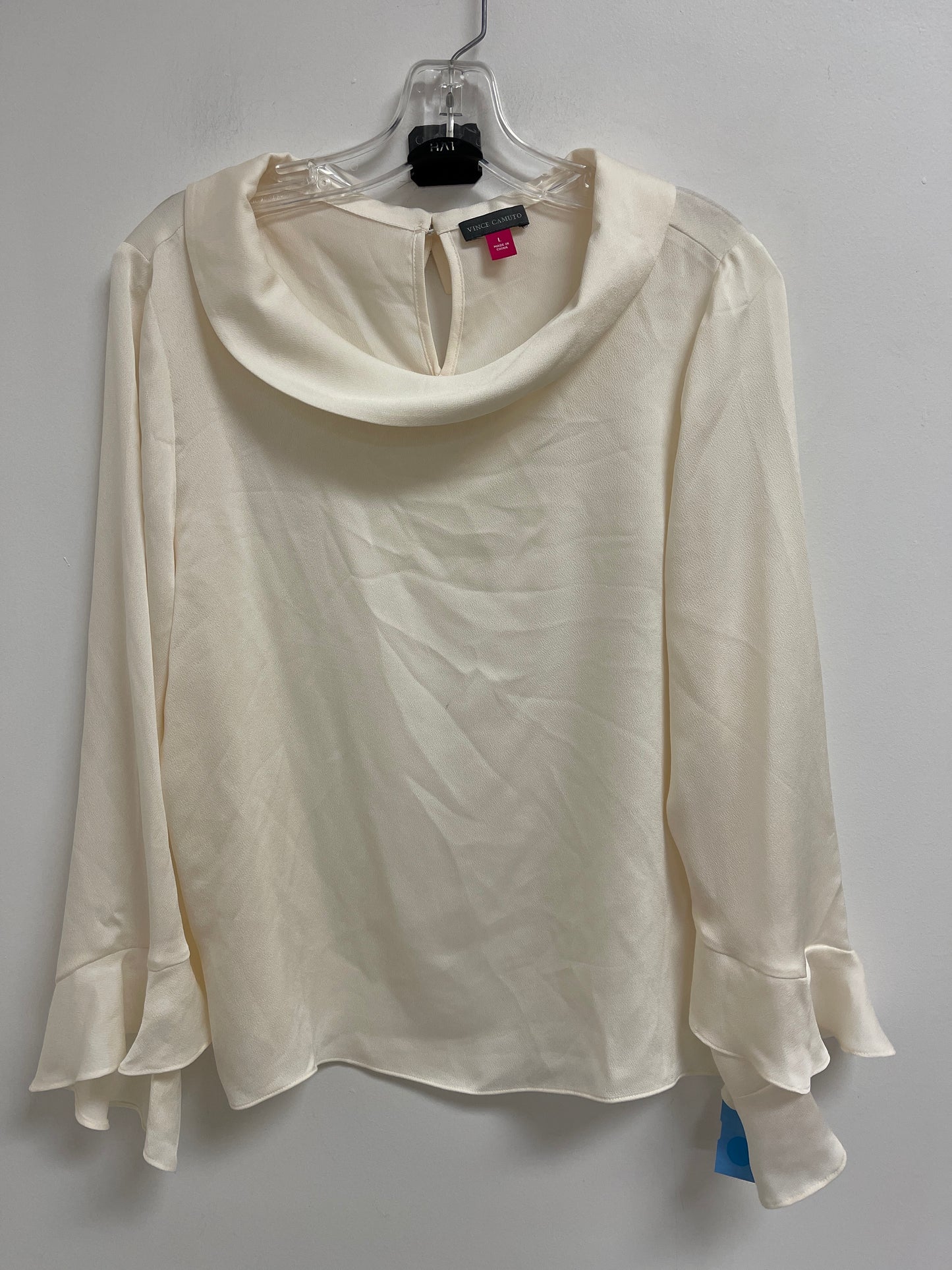 Top Long Sleeve By Vince Camuto In Cream, Size: L