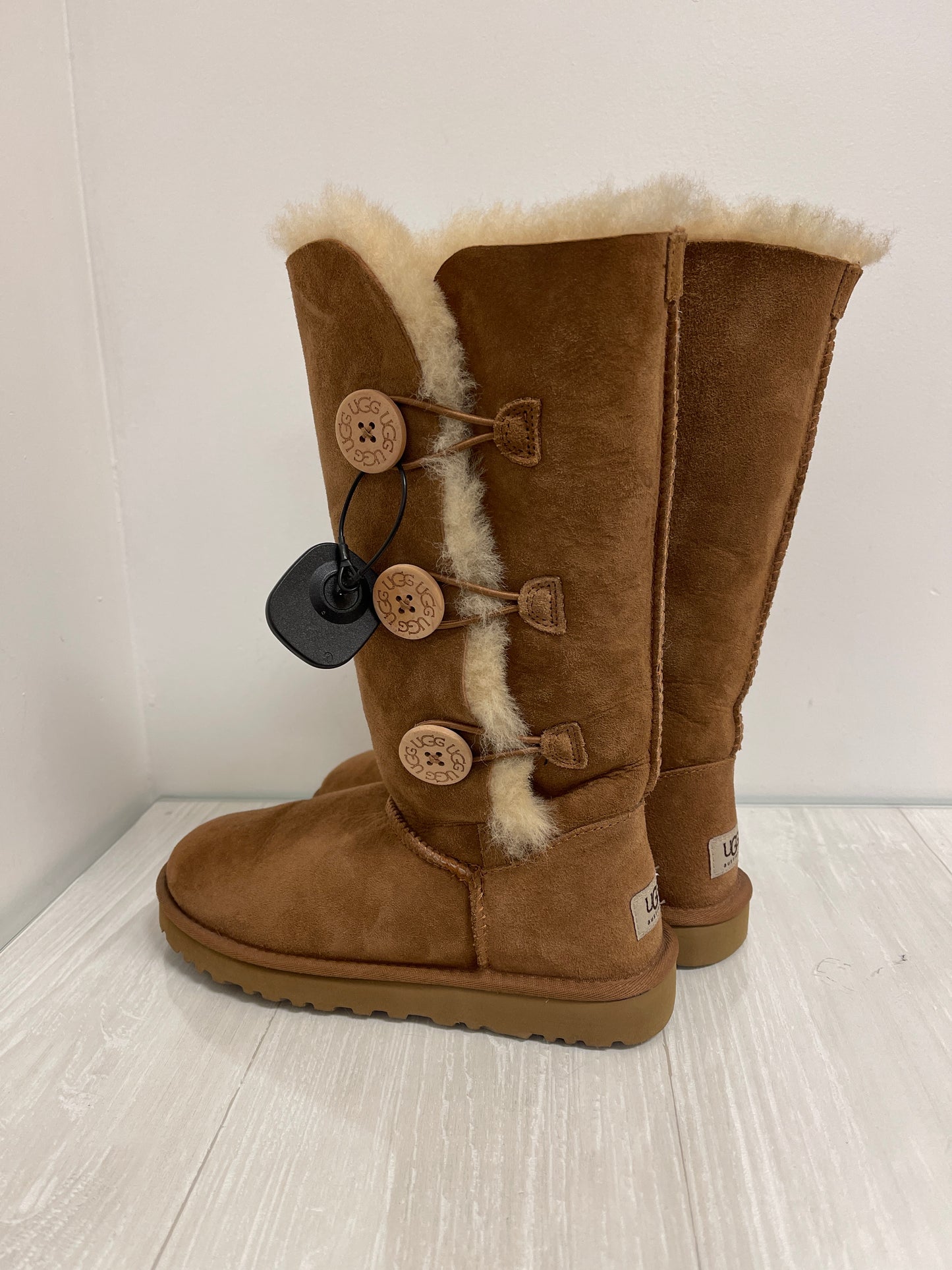 Boots Snow By Ugg In Brown, Size: 7