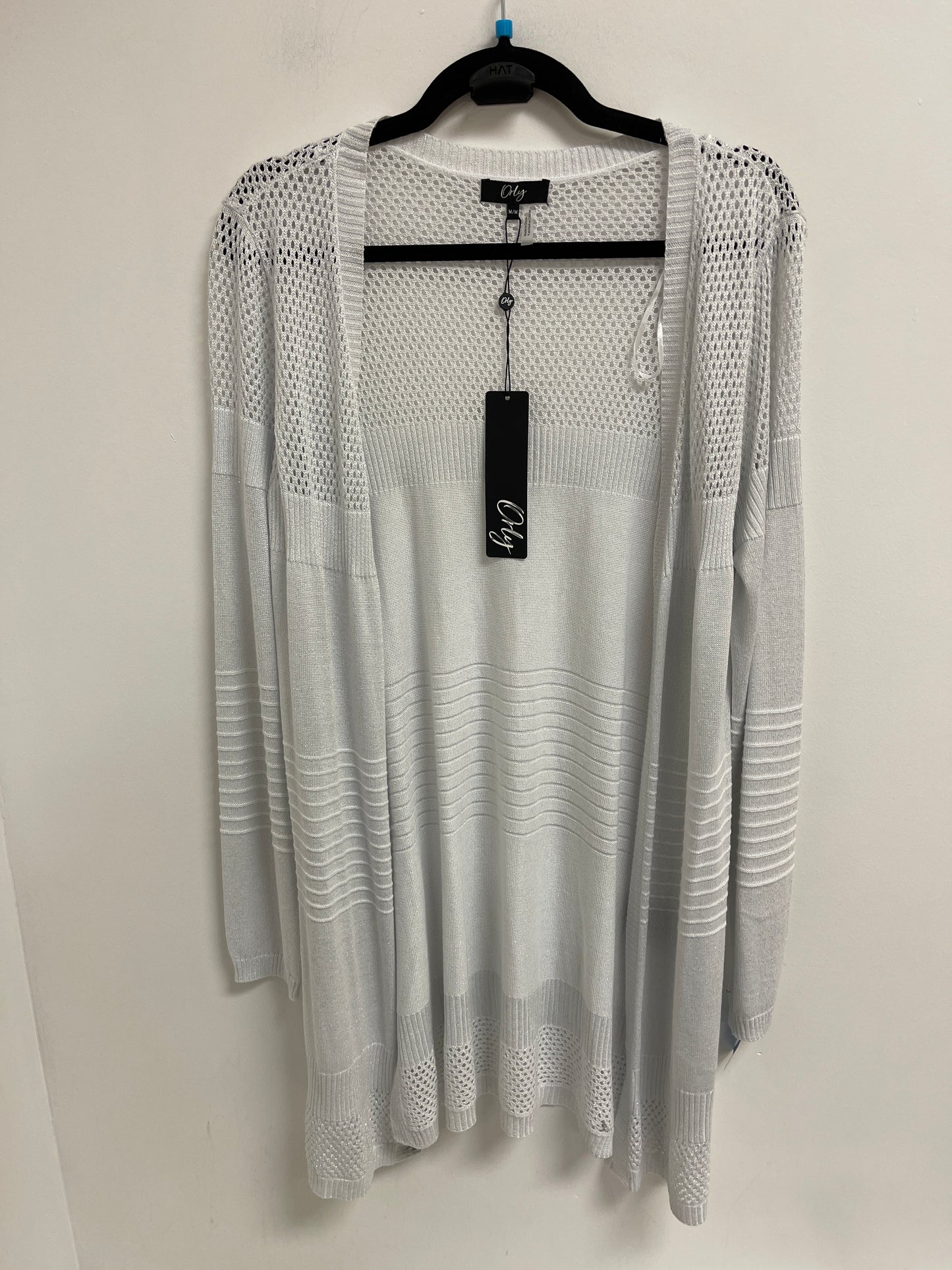 Cardigan By Clothes Mentor In White, Size: M