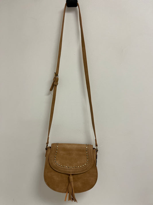 Crossbody By Clothes Mentor, Size: Medium