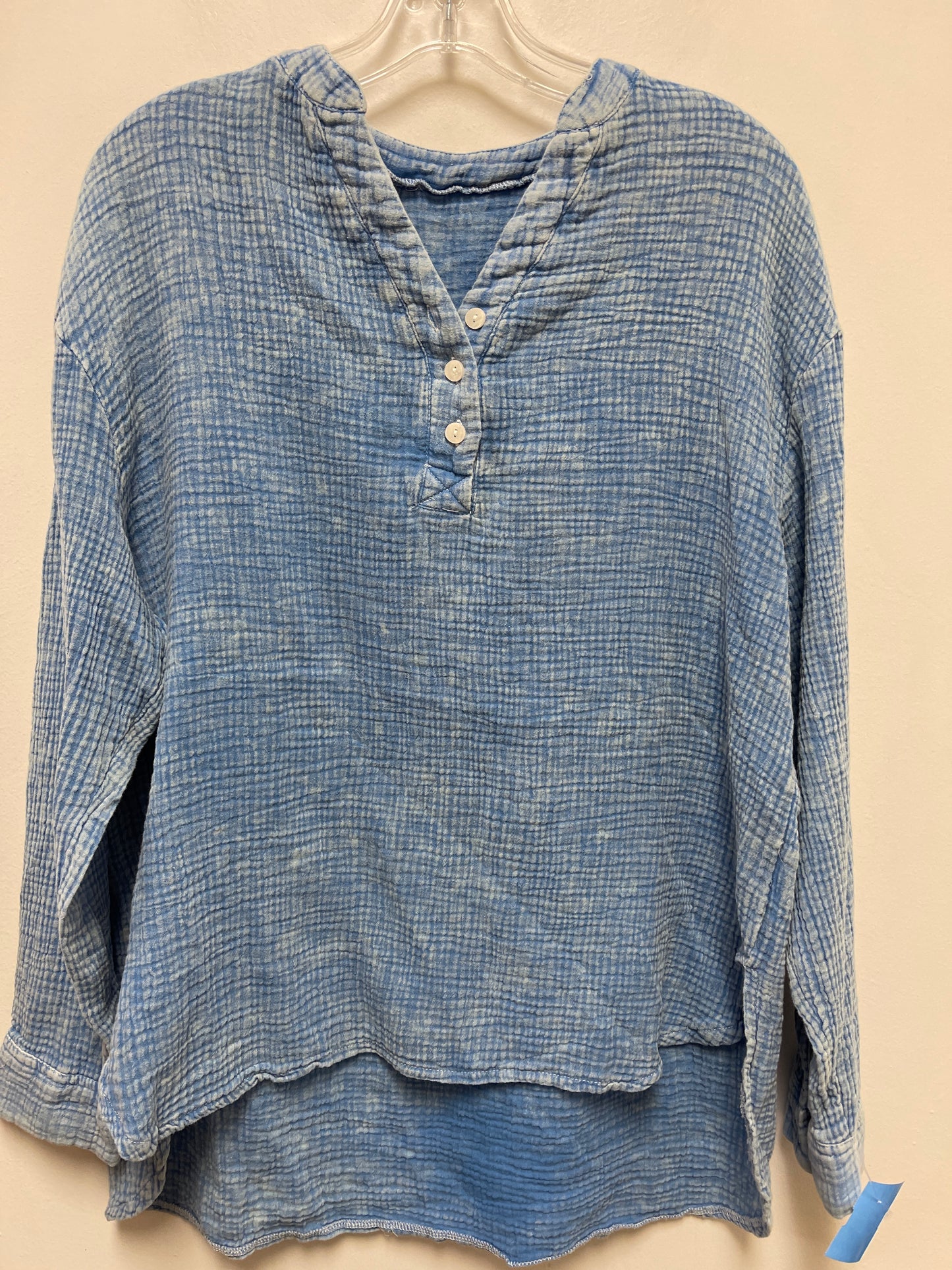 Top Long Sleeve By Clothes Mentor In Blue, Size: L