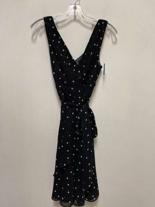 Dress Casual Short By White House Black Market In Polkadot Pattern, Size: S