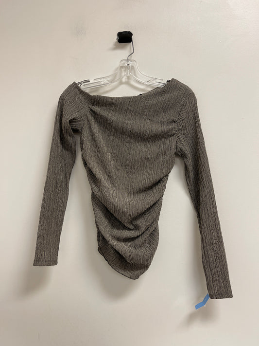 Top Long Sleeve By Zara In Taupe, Size: M