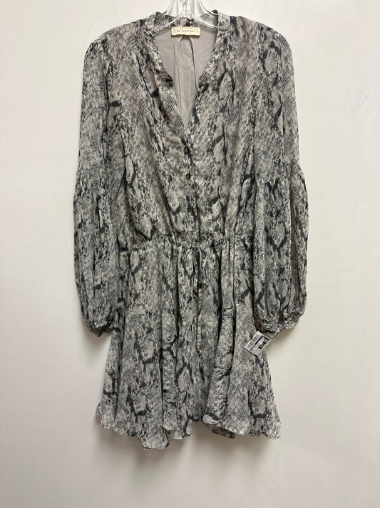 Dress Casual Short By By Together In Grey, Size: S