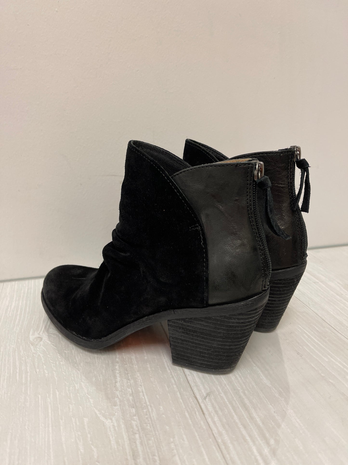 Boots Ankle Heels By Sofft In Black, Size: 8.5