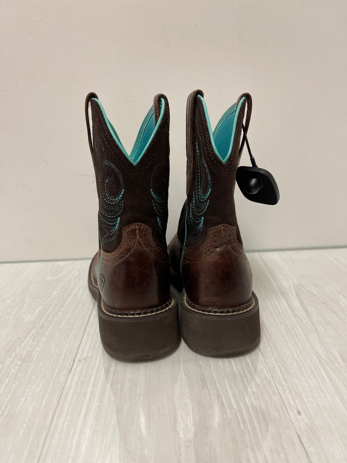 Boots Western By Ariat In Brown & Cream, Size: 7