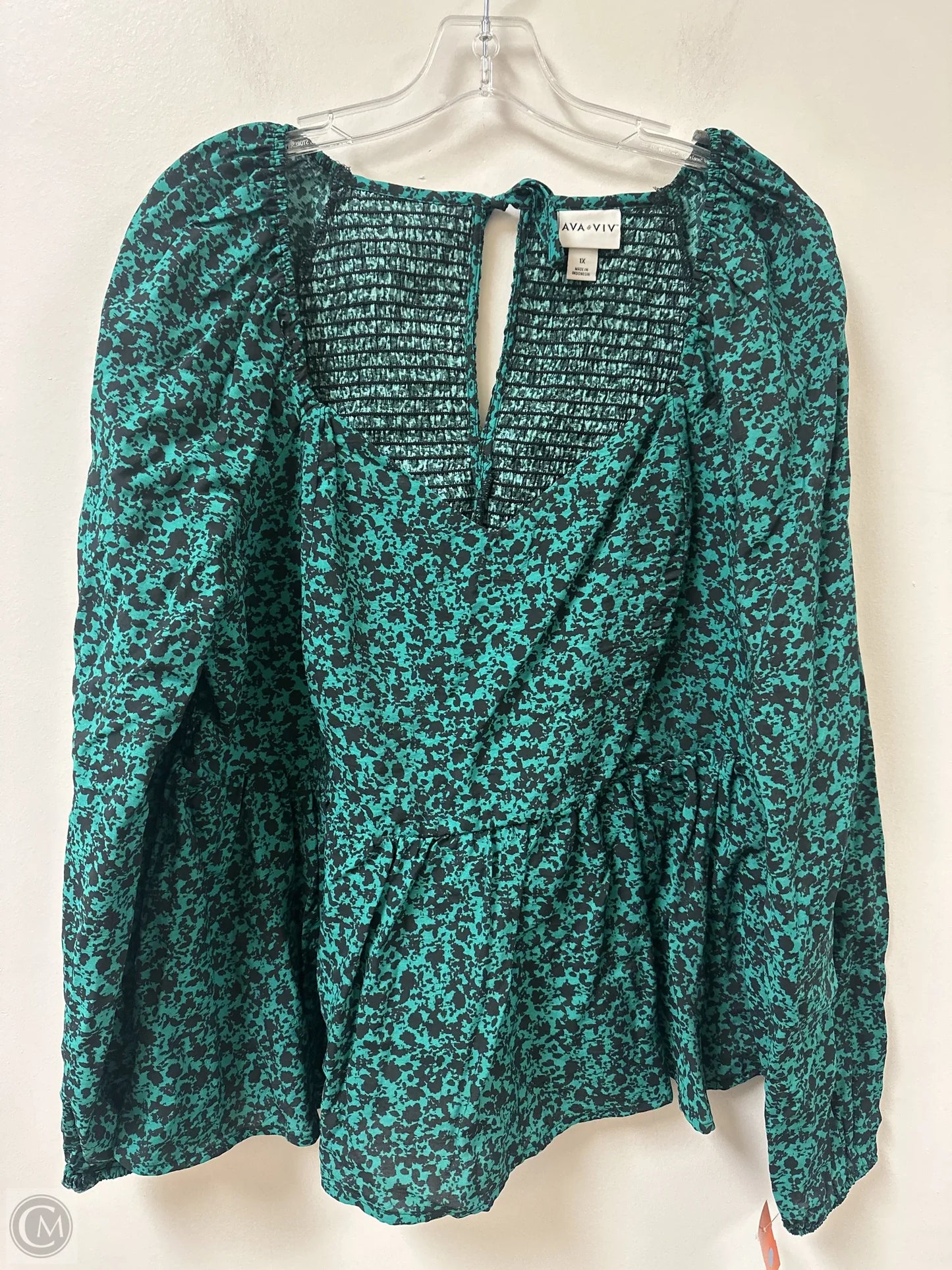 Top Long Sleeve By Ava & Viv In Black & Green, Size: 1x