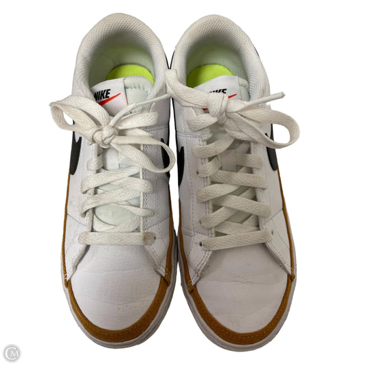 Shoes Sneakers By Nike In White, Size: 6.5