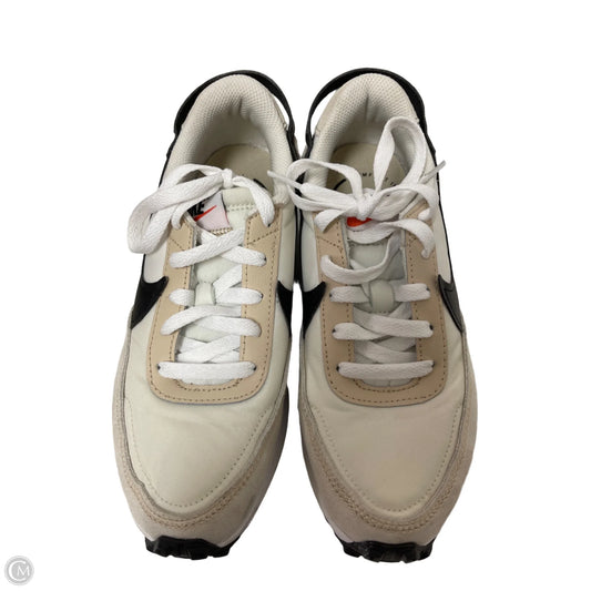 Shoes Sneakers By Nike In Cream, Size: 6.5