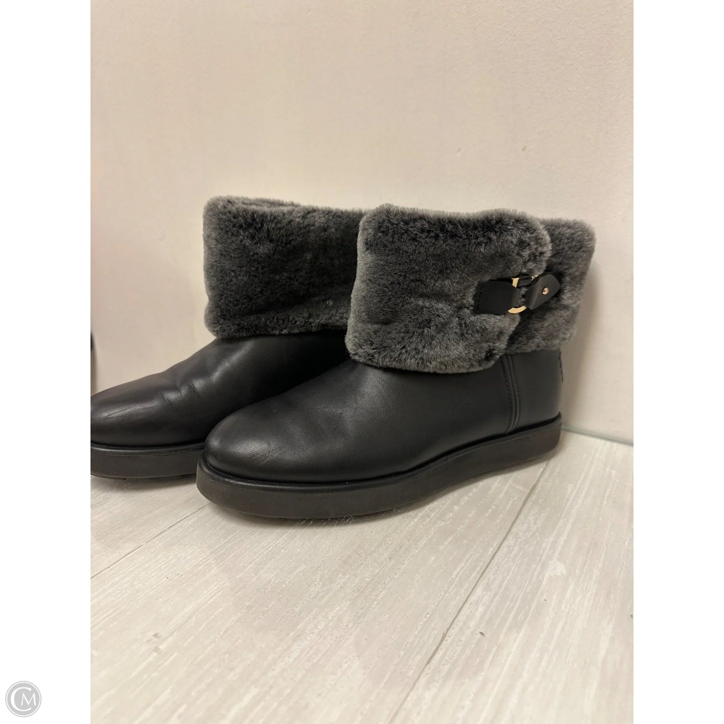 Boots Designer By Ugg In Black, Size: 8