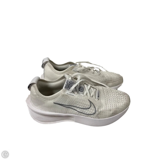 Shoes Athletic By Nike In White, Size: 9