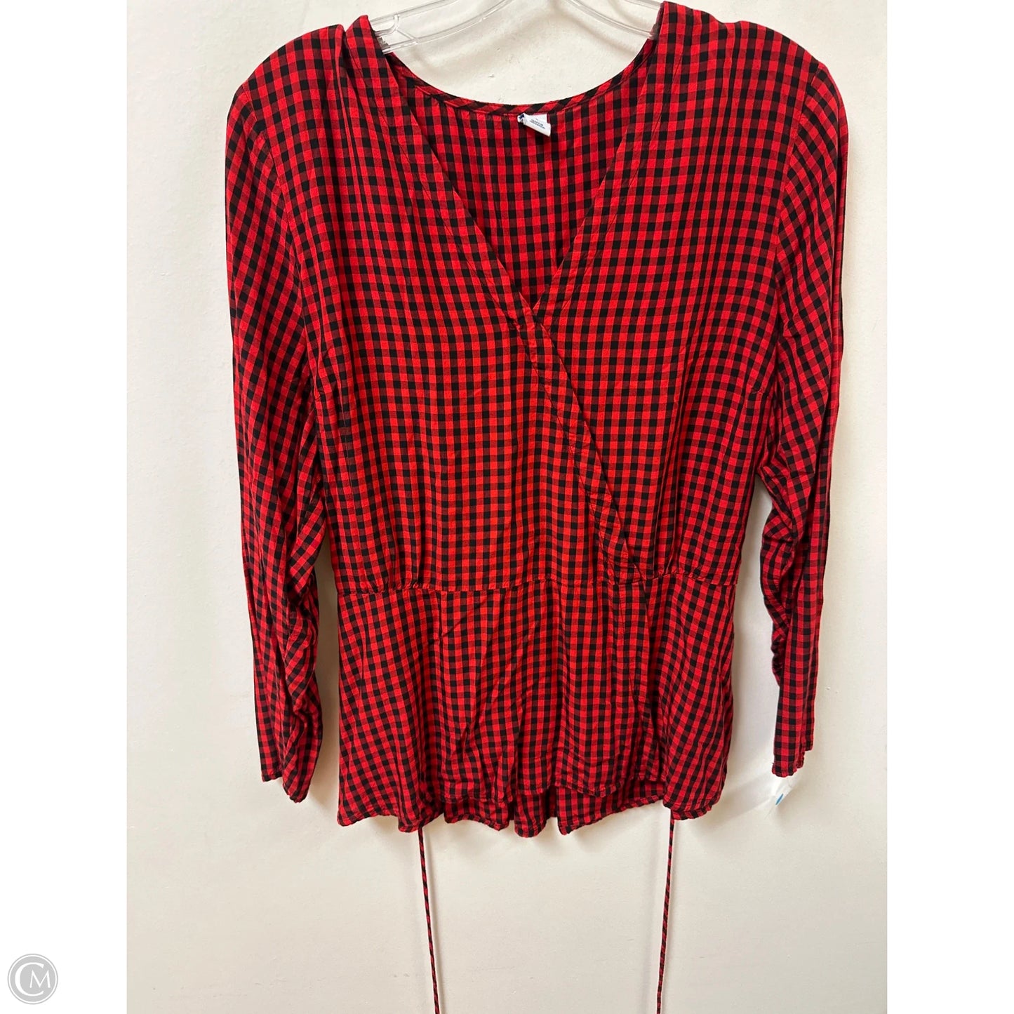 Top Long Sleeve By Old Navy In Black & Red, Size: L