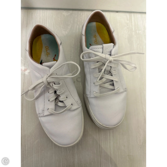 Shoes Sneakers By Olukai In White, Size: 6.5