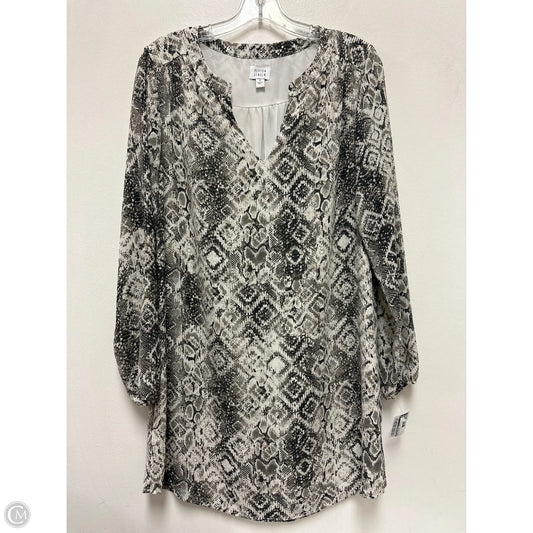 Dress Casual Short By Peyton Jensen In Snakeskin Print, Size: S