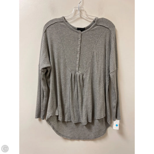 Top Long Sleeve By Clothes Mentor In Grey, Size: M