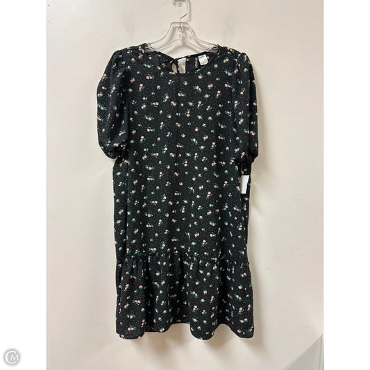 Dress Casual Short By Divided In Black & Pink, Size: M