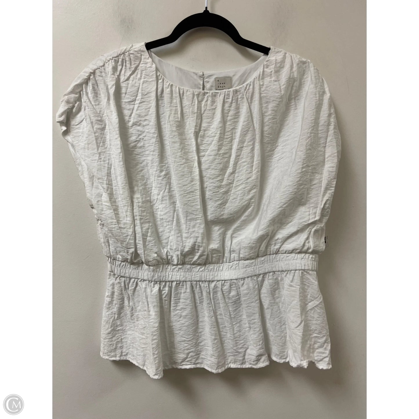 Top Short Sleeve By A New Day In White, Size: L
