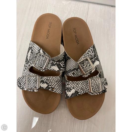 Sandals Flats By Top Moda In Snakeskin Print, Size: 7.5
