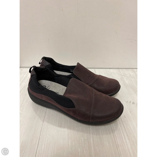 Shoes Flats By Clarks In Red, Size: 10