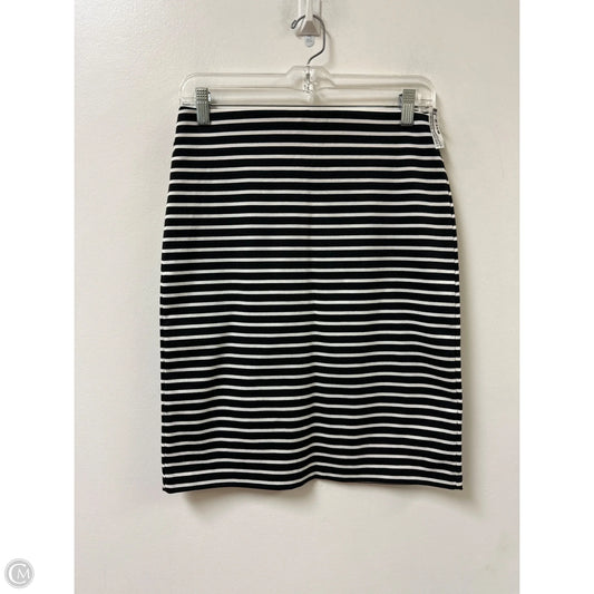 Skirt Midi By Old Navy In Black & White, Size: 2