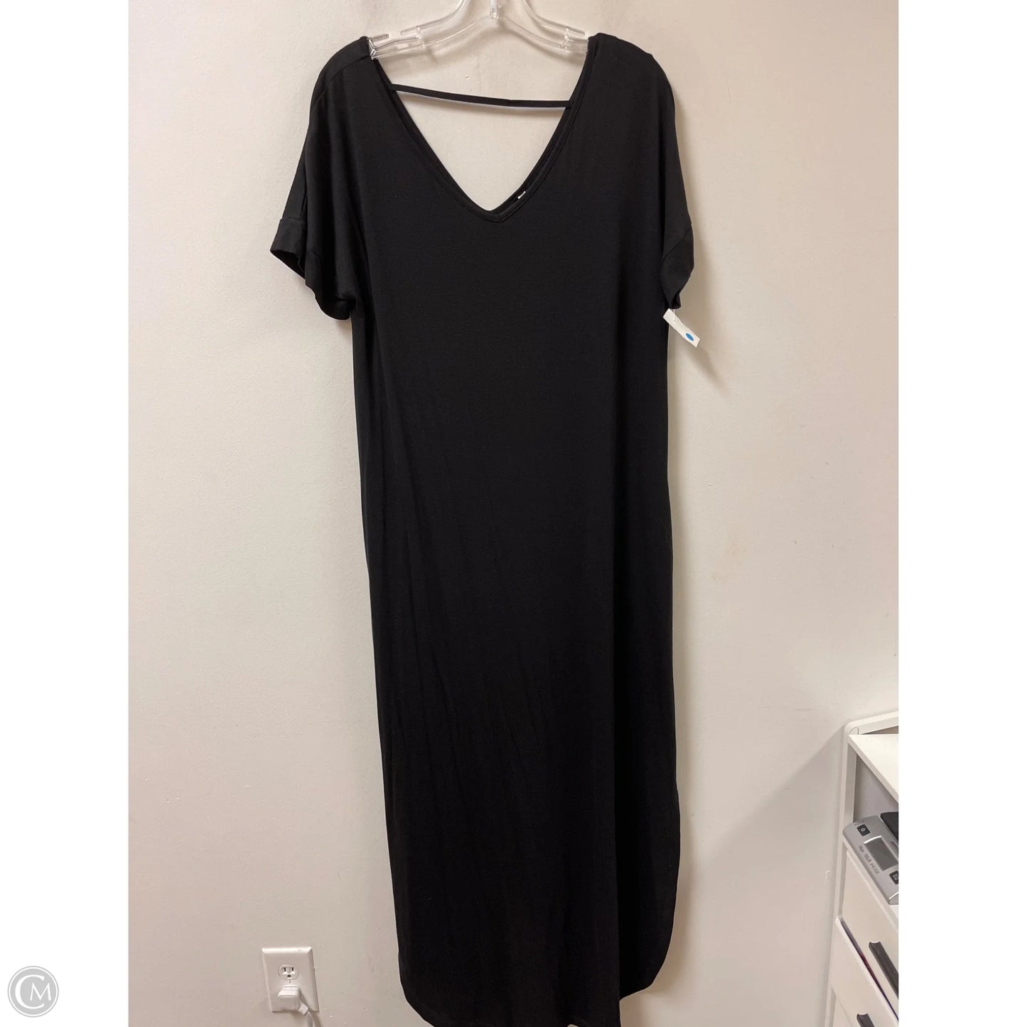 Dress Casual Midi By Clothes Mentor In Black, Size: L