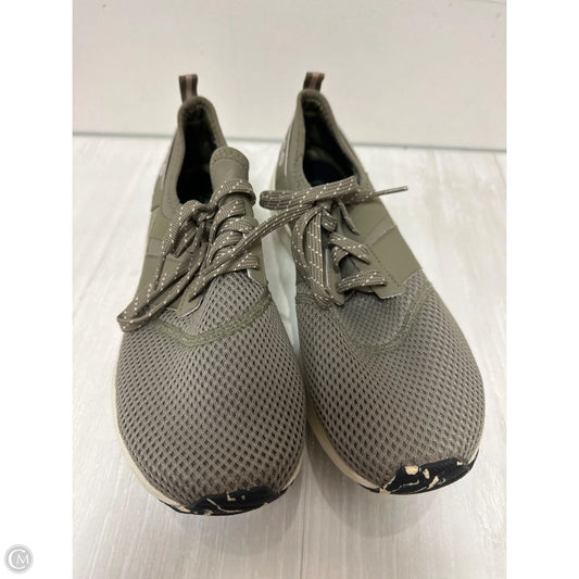 Shoes Athletic By New Balance In Green, Size: 10