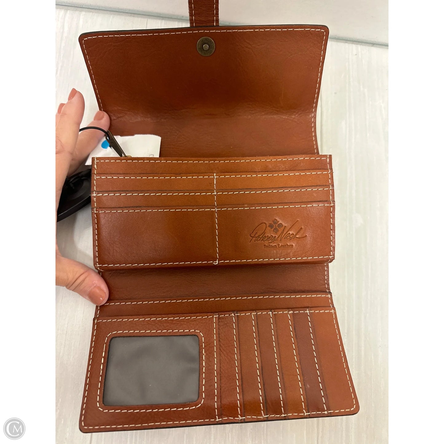Wallet Designer By Patricia Nash, Size: Medium