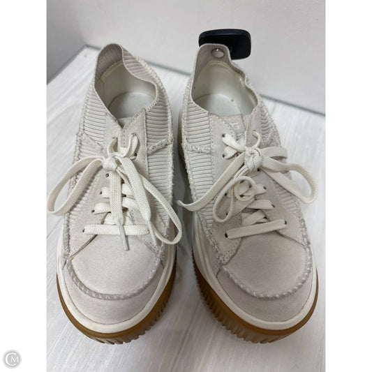 Shoes Designer By Ugg In Cream, Size: 6