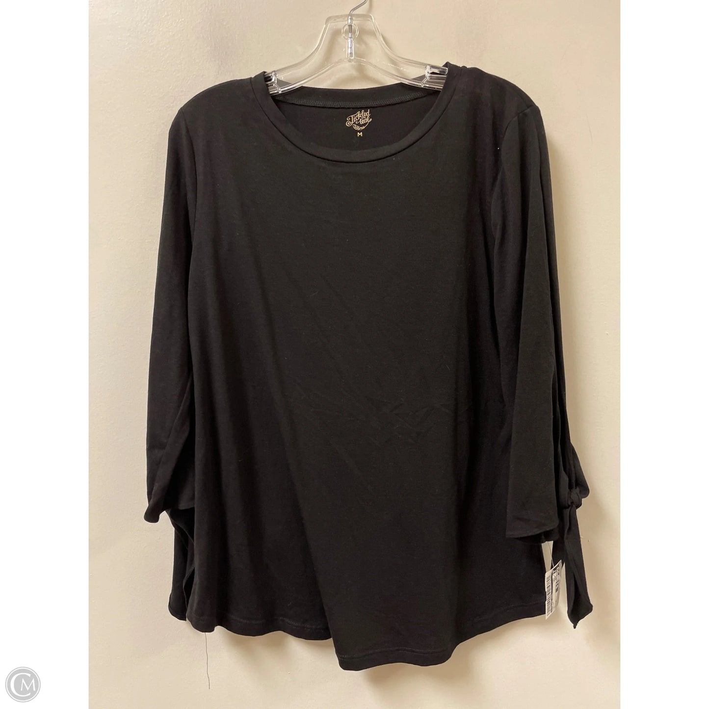Top Long Sleeve By Tickled Teal In Black, Size: M