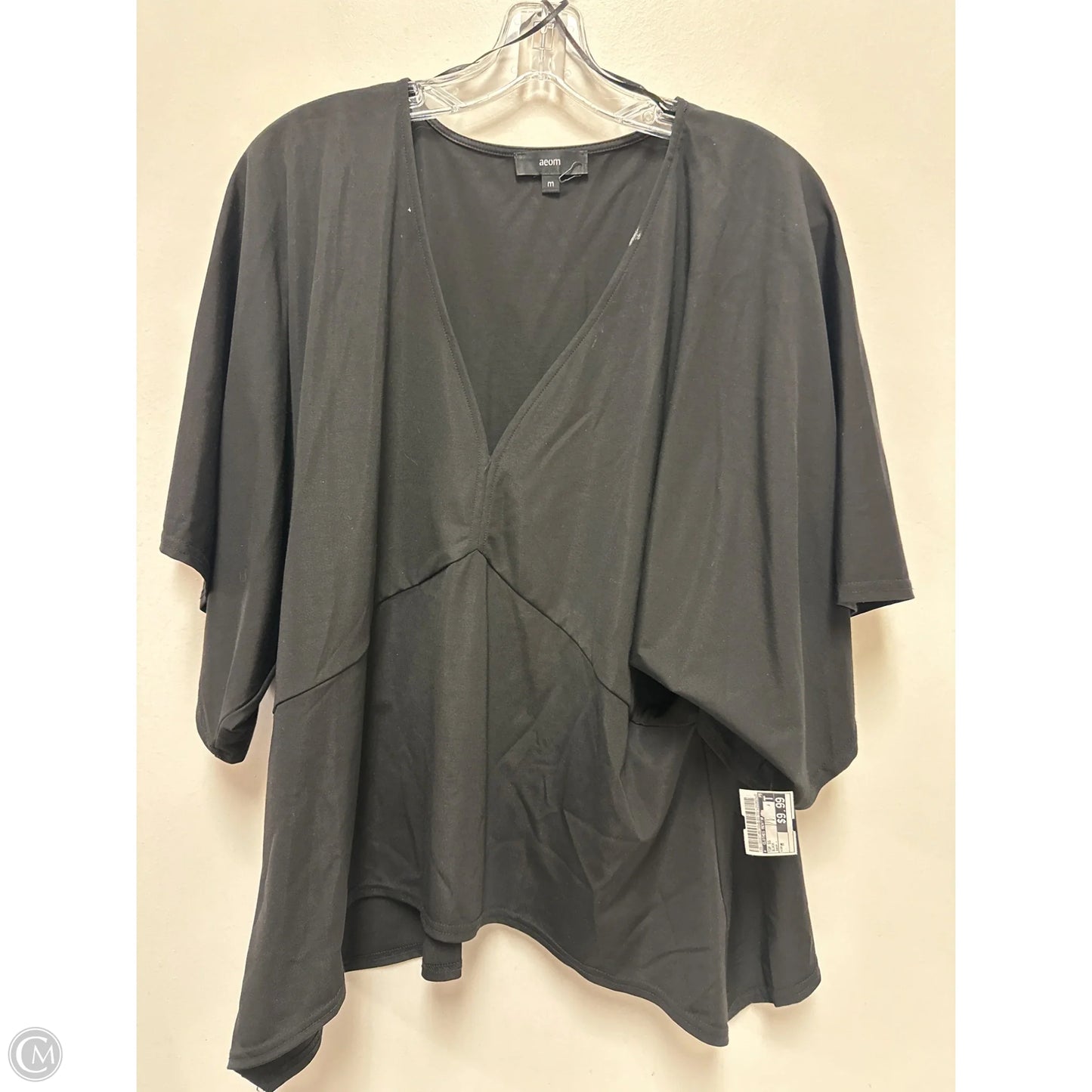 Top Short Sleeve By Clothes Mentor In Black, Size: M