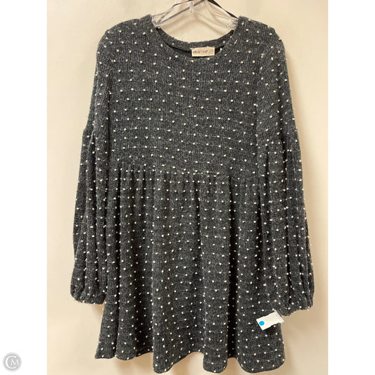 Dress Casual Short By Clothes Mentor In Grey & White, Size: S