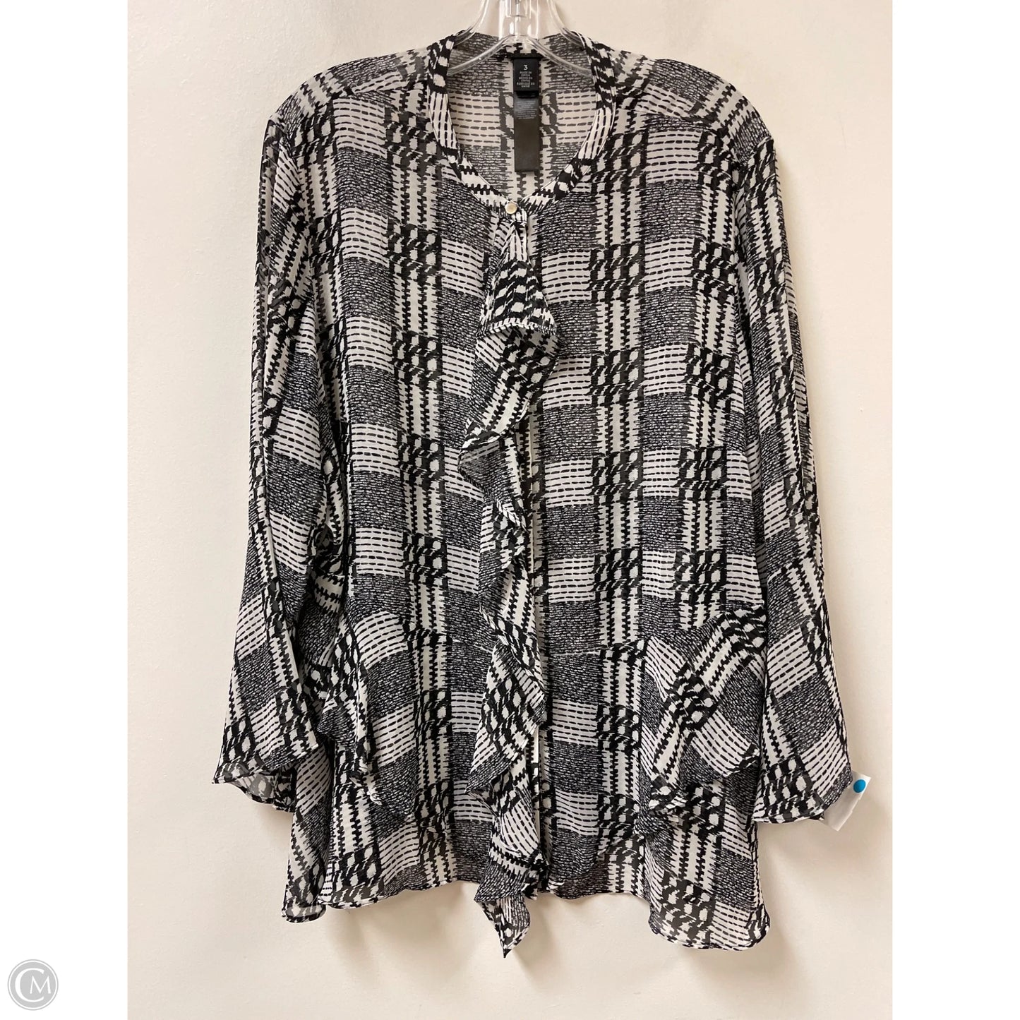 Top Long Sleeve By Chicos In Black & White, Size: Xl