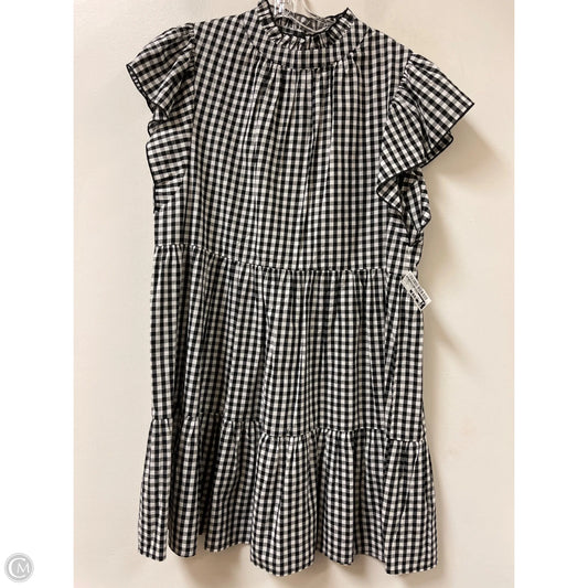 Dress Casual Short By Clothes Mentor In Black & White, Size: M
